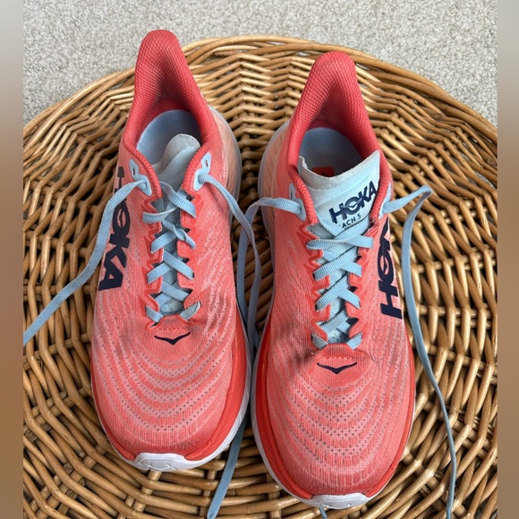 HOKA One One Mach 5 Running Sneakers in Camellia Peach Colorway Size 7.5 - Picture 3 of 9
